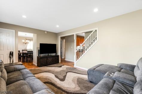 420 Decatur Avenue Middlesex NJ 08846