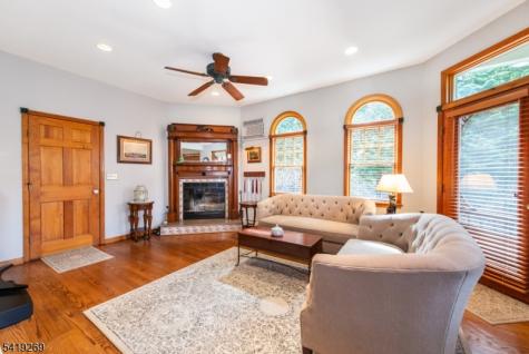 151 Washington Avenue Hillsdale NJ 07642