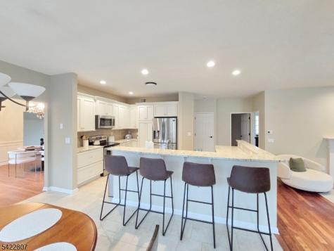 17 Mullen Lane Lafayette NJ 07848