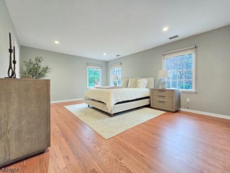 17 Mullen Lane Lafayette NJ 07848