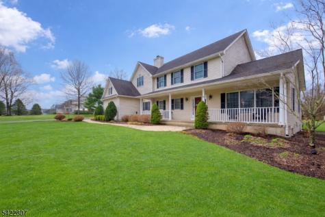 17 Mullen Lane Lafayette NJ 07848
