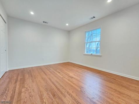 17 Mullen Lane Lafayette NJ 07848
