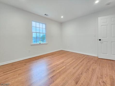 17 Mullen Lane Lafayette NJ 07848