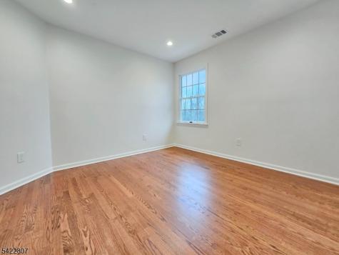 17 Mullen Lane Lafayette NJ 07848