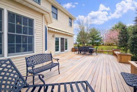 17 Mullen Lane Lafayette NJ 07848