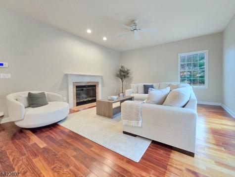 17 Mullen Lane Lafayette NJ 07848