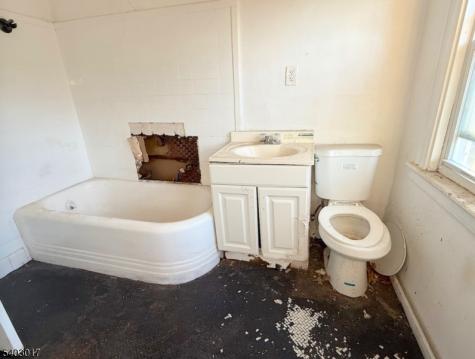 66 Scheerer Avenue Newark NJ 07112
