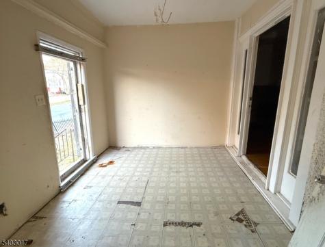 66 Scheerer Avenue Newark NJ 07112