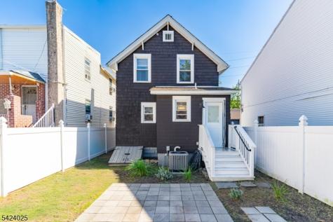 205 South Jefferson Street City Of Orange NJ 07050