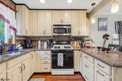 43 Smallwood Avenue Belleville NJ 07109