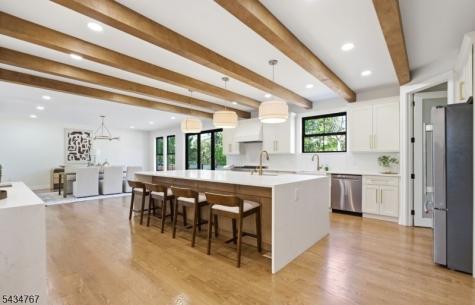 61 Hickory Street Metuchen NJ 08840