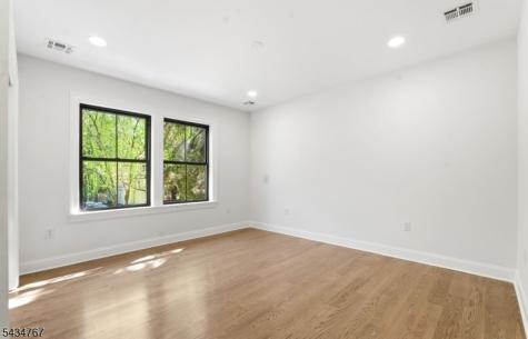 61 Hickory Street Metuchen NJ 08840