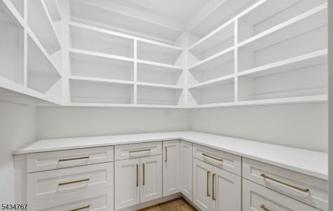 61 Hickory Street Metuchen NJ 08840