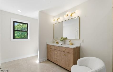 61 Hickory Street Metuchen NJ 08840