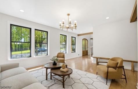 61 Hickory Street Metuchen NJ 08840