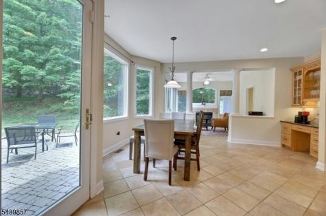 6 Briscoe Chase Ringwood NJ 07456