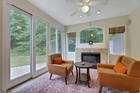 6 Briscoe Chase Ringwood NJ 07456