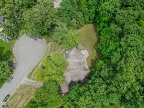 6 Briscoe Chase Ringwood NJ 07456