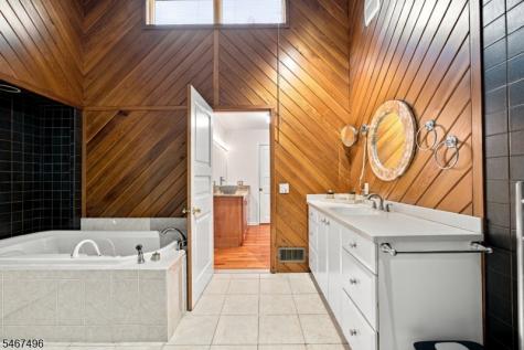 53 Tintle Road Kinnelon NJ 07405