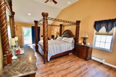37 Heather Hills Drive Jefferson NJ 07438