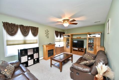 37 Heather Hills Drive Jefferson NJ 07438