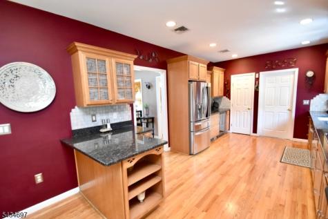 37 Heather Hills Drive Jefferson NJ 07438