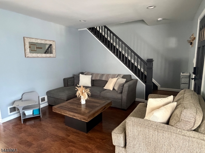 622 Lillian Terrace Union NJ 07083