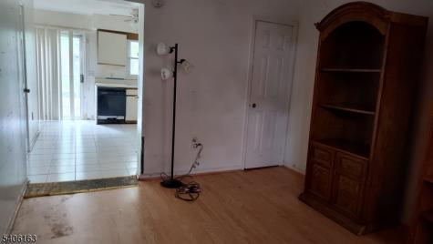 65 Hamilton Street East Orange NJ 07017