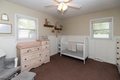 27 E Shore Trail Hardyston NJ 07460
