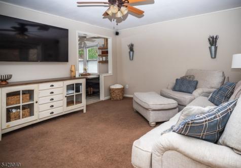 27 E Shore Trail Hardyston NJ 07460