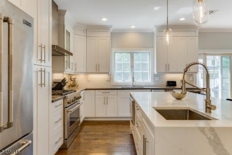 19 Preston Drive Livingston NJ 07039