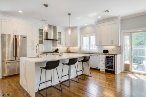 19 Preston Drive Livingston NJ 07039