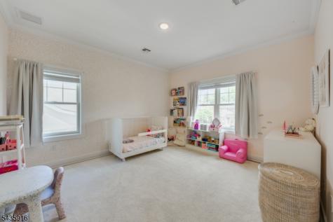 19 Preston Drive Livingston NJ 07039