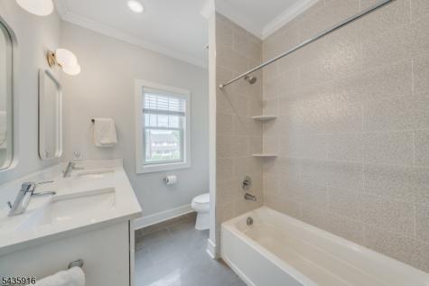 19 Preston Drive Livingston NJ 07039