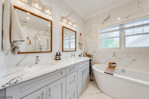 19 Preston Drive Livingston NJ 07039