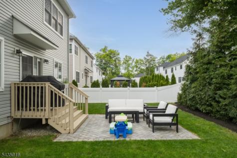 19 Preston Drive Livingston NJ 07039