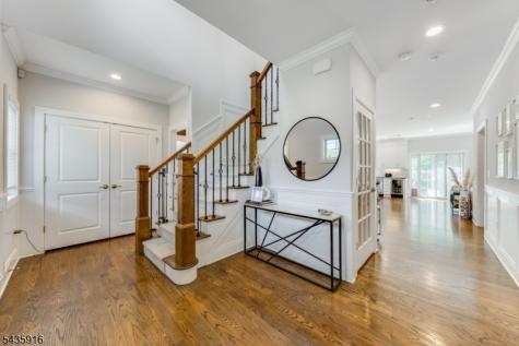 19 Preston Drive Livingston NJ 07039