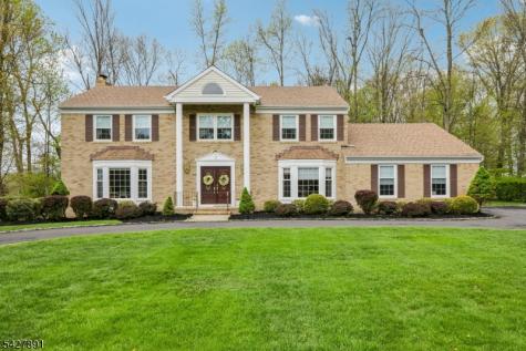 5 Revere Court Randolph NJ 07869