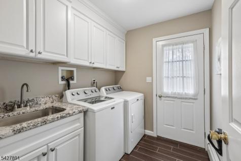 5 Revere Court Randolph NJ 07869