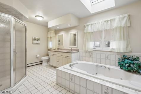 5 Revere Court Randolph NJ 07869