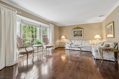 5 Revere Court Randolph NJ 07869