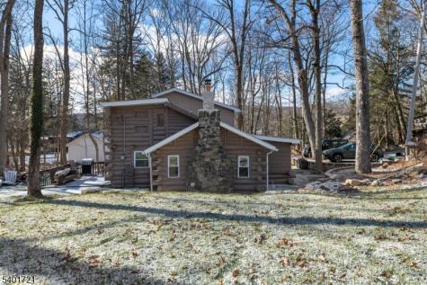 32 E Park Drive West Milford NJ 07480