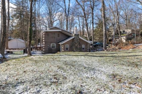 32 E Park Drive West Milford NJ 07480
