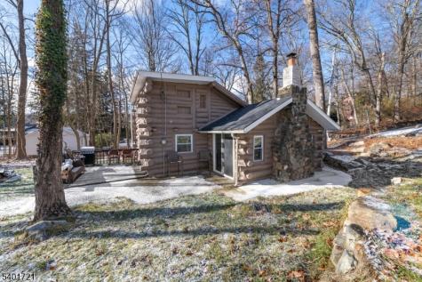 32 E Park Drive West Milford NJ 07480