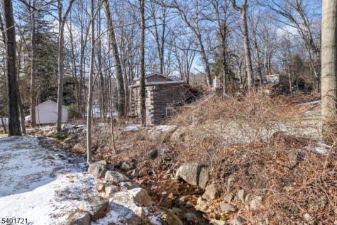 32 E Park Drive West Milford NJ 07480