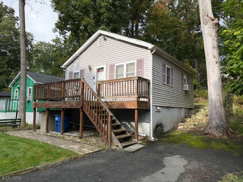 6 Jefferson Trail Hopatcong NJ 07843