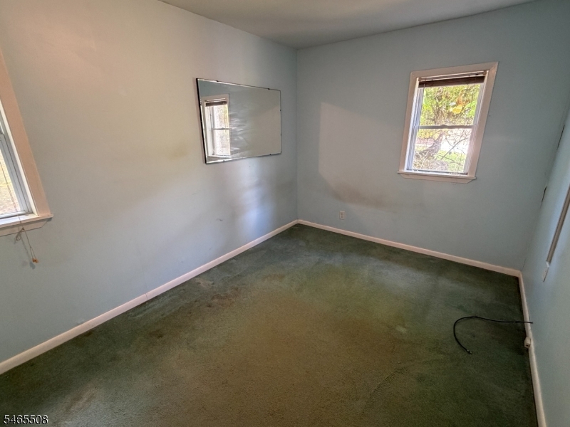 6 Jefferson Trail Hopatcong NJ 07843