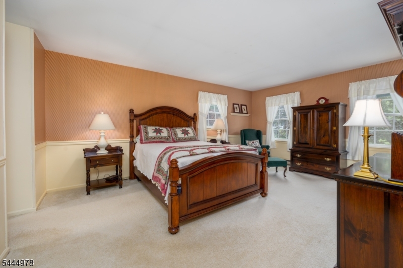 31 Stratfordshire Drive Vernon NJ 07461