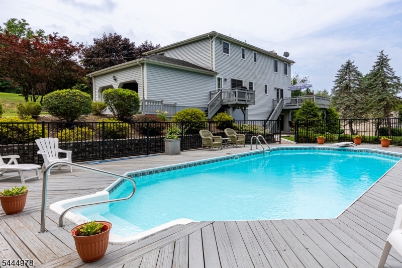 31 Stratfordshire Drive Vernon NJ 07461
