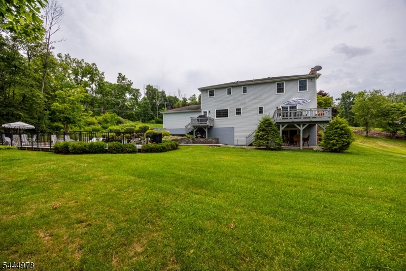 31 Stratfordshire Drive Vernon NJ 07461
